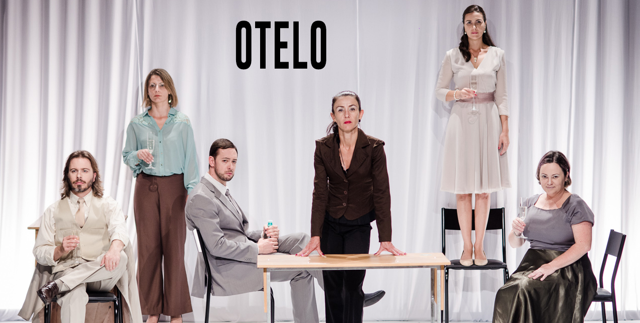 Otelo com título.jpg