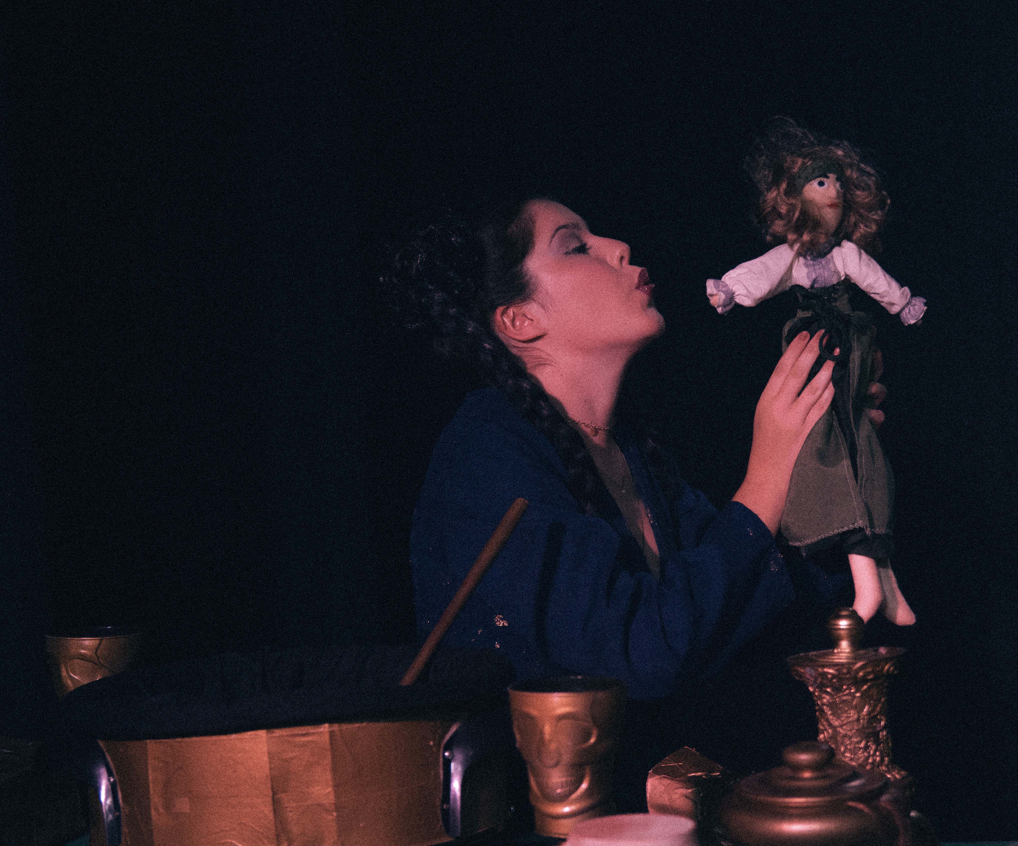 A Bruxinha Arlete - Foto Emerson Cassanelli