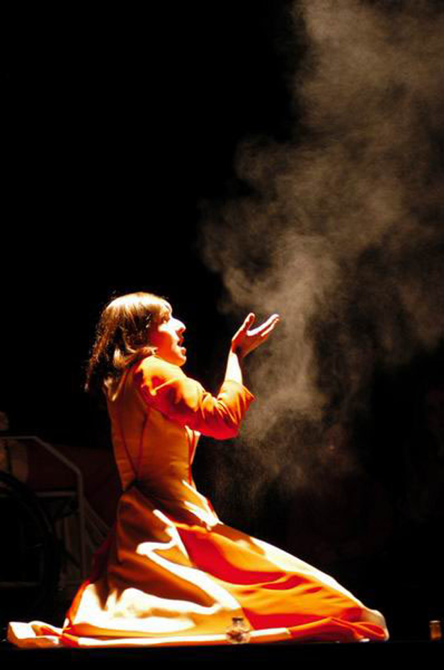 Castelo de Cartas - Foto Silvio da Costa Pereira